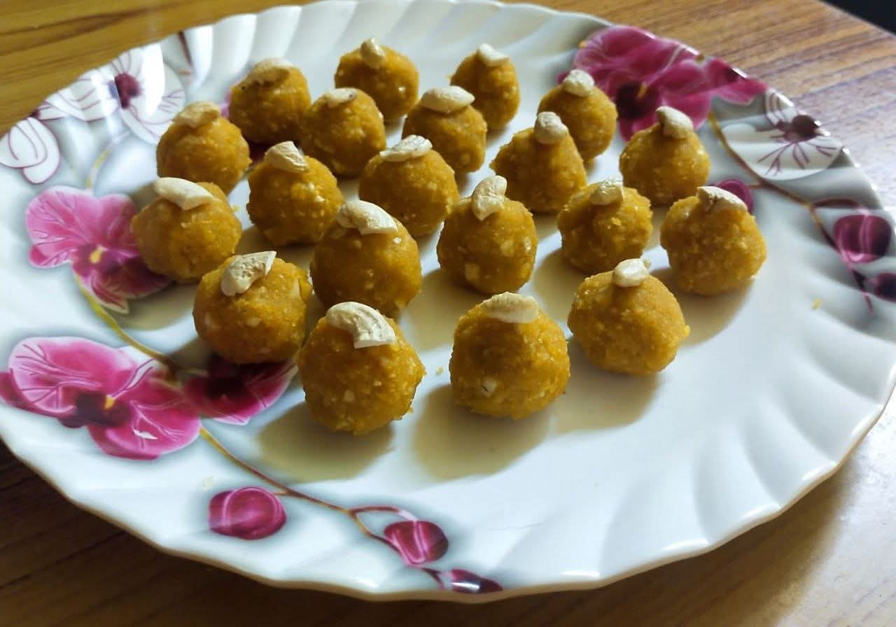 Homemade Laddu